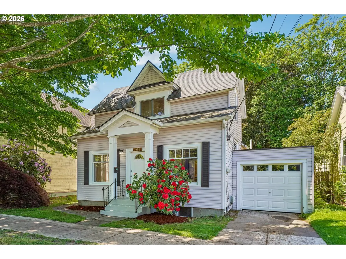 1909 1911 SE 35th Pl, Portland, OR 97214 - #1