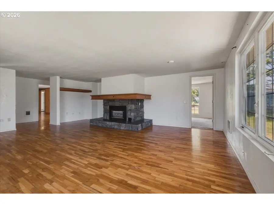 1290 Riggs Hill Rd, Sweet Home, OR 97386 - #3