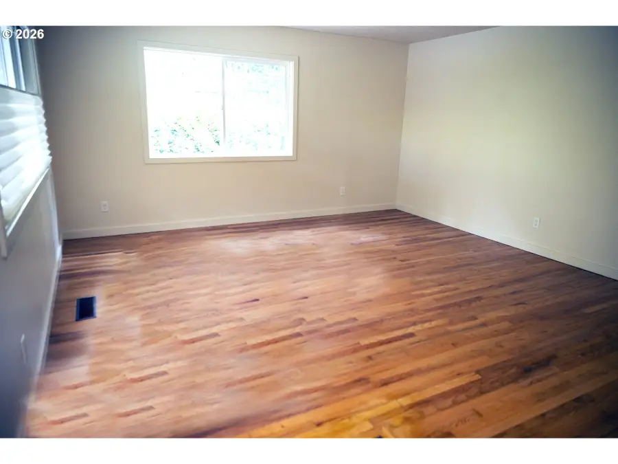 15236 SE Kelly St, Portland, OR 97236 - #3
