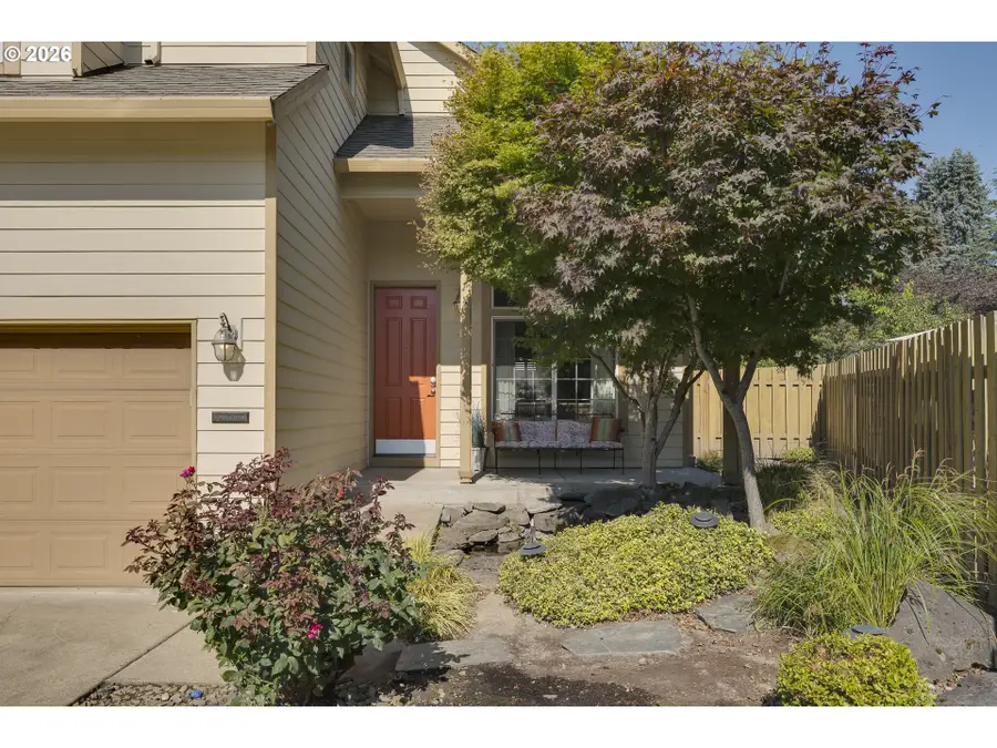 647 SW Roxe Dr, Forest Grove, OR 97116 - #2