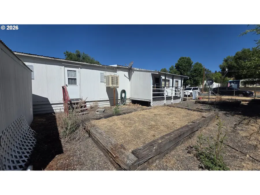 677 W Main St #83, John Day, OR 97845 - #3