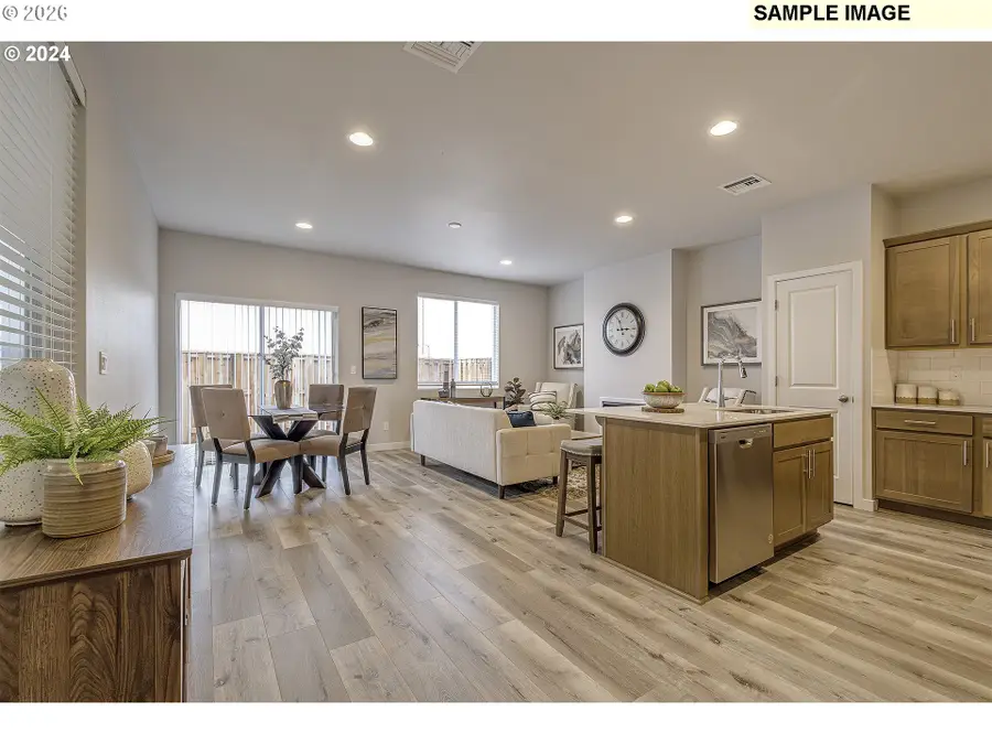 478 E Wilson St, Carlton, OR 97111 - #3