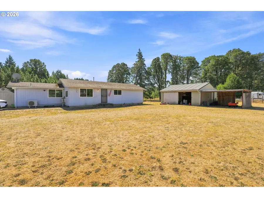 23118 Warthen Rd, Elmira, OR 97437 - #3