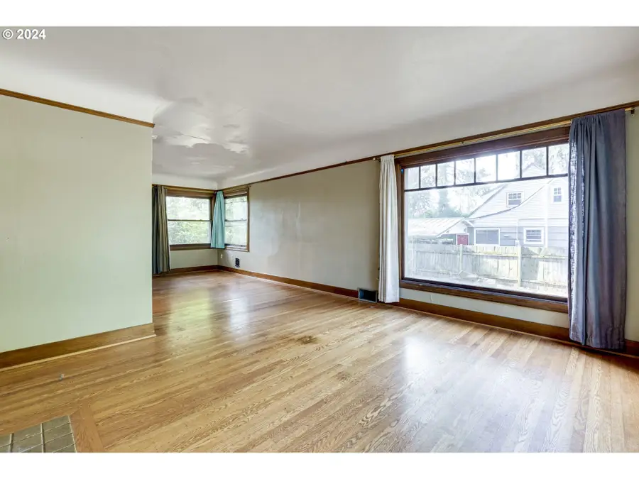 3230 SE 118th Ave, Portland, OR 97266 - #3