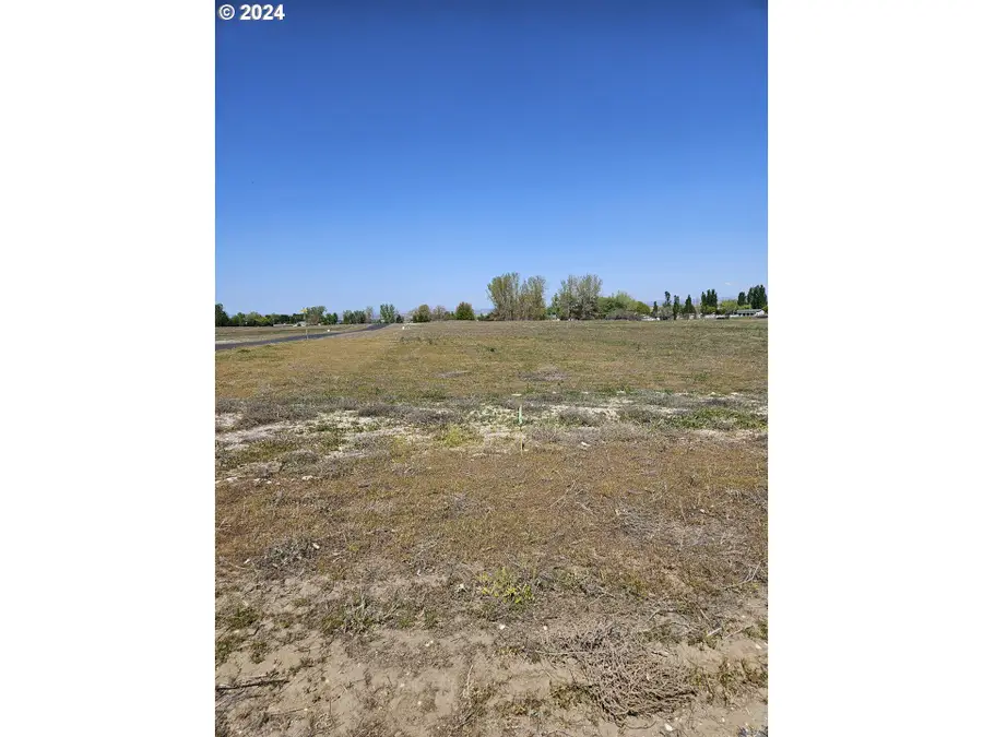 00000 Nighthawk Ln #7, Boardman, OR 97818 - #2