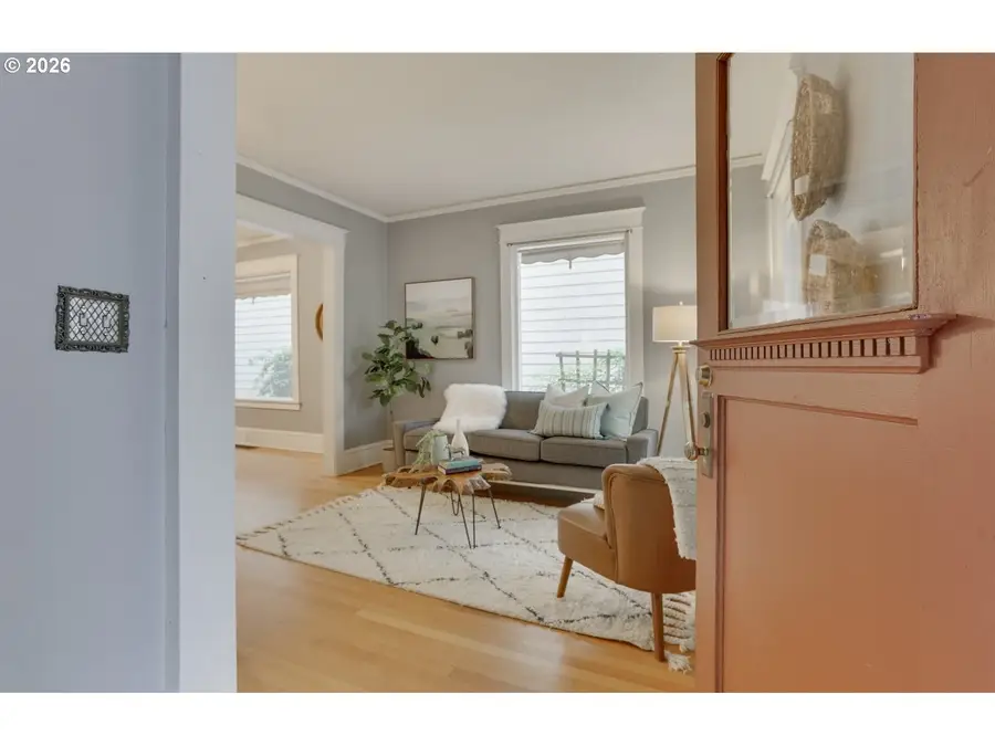 5824 N Syracuse St, Portland, OR 97203 - #2