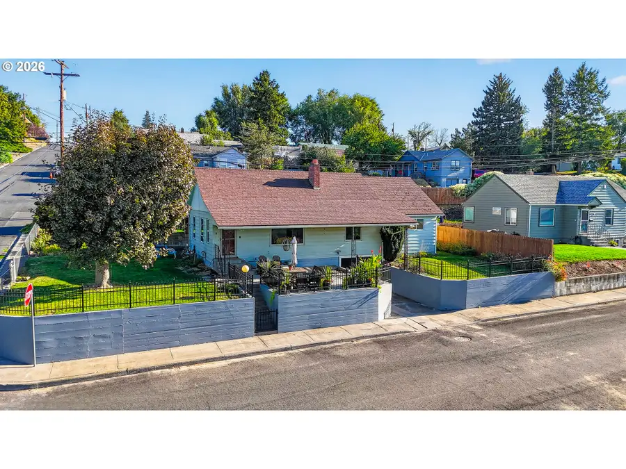 1302 SW Goodwin Pl, Pendleton, OR 97801 - #3