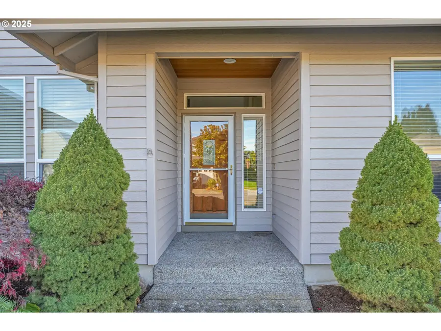 2593 NE Beech Ave, Gresham, OR 97030 - Image #3