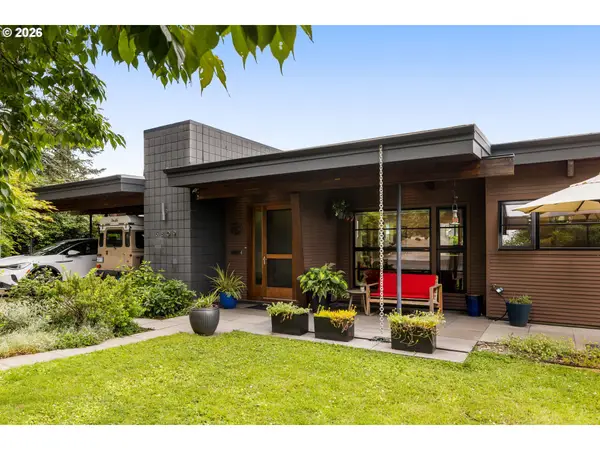 6809 SE Ash St, Portland, OR 97215
