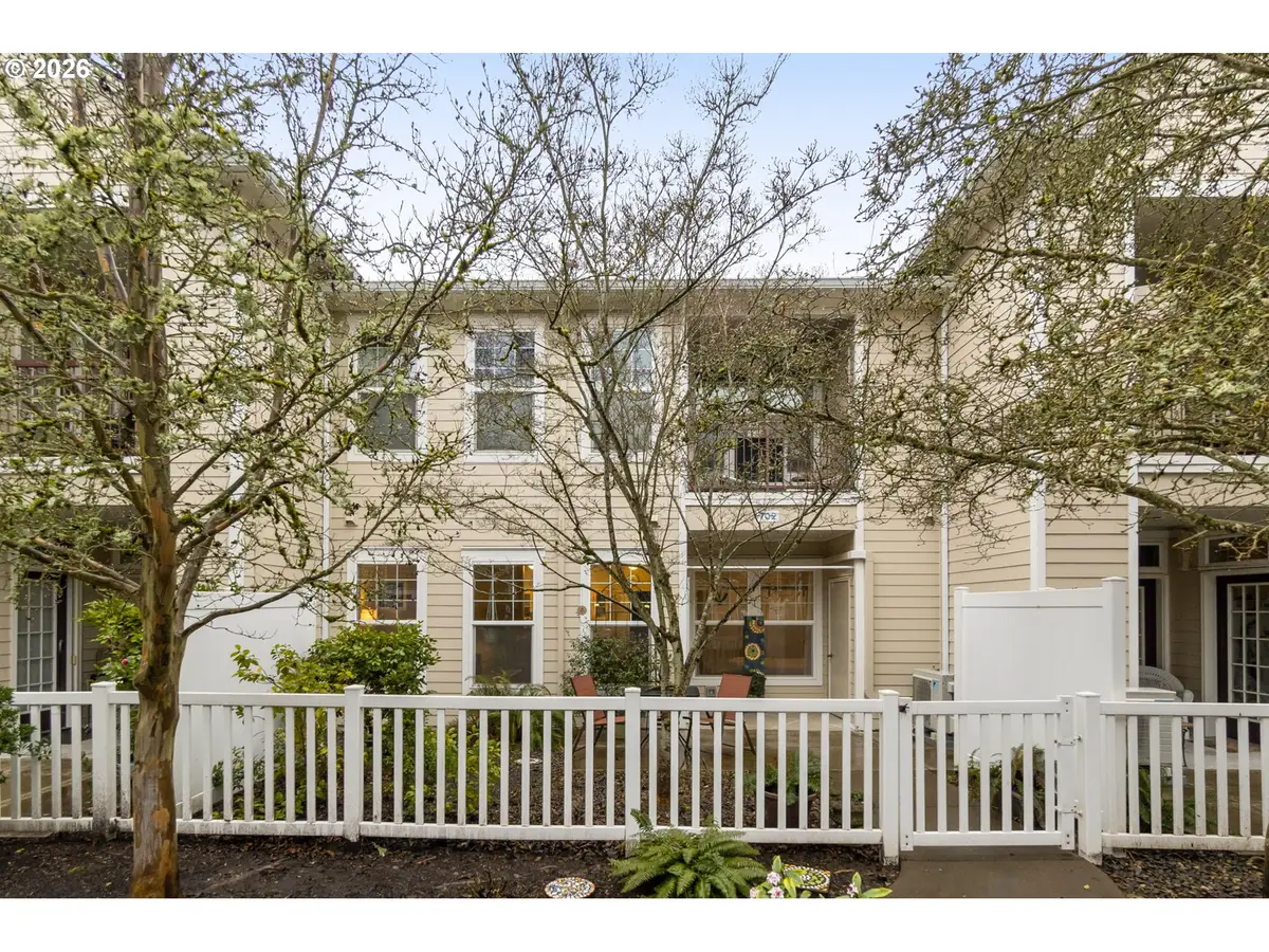 1211 NE 64th Ln #702, Hillsboro, OR 97124 - #1