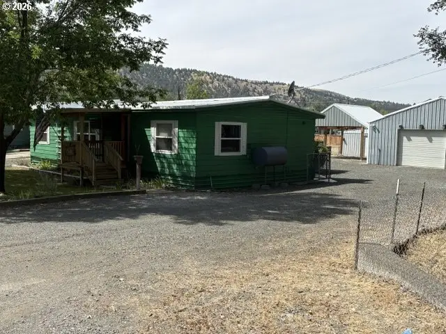 616 NW Bridge St, John Day, OR 97845 - #2