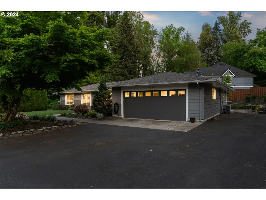 19055 Walling Cir, Northwest Clackamas, OR 97068 - #3