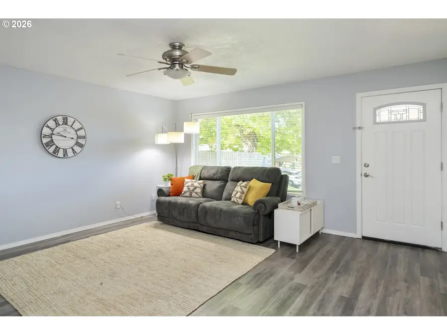 7904 SE 104th Ave, Portland, OR 97266 - #3