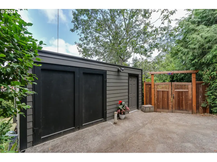 1151 Lorane Hwy, Eugene, OR 97405 - #3
