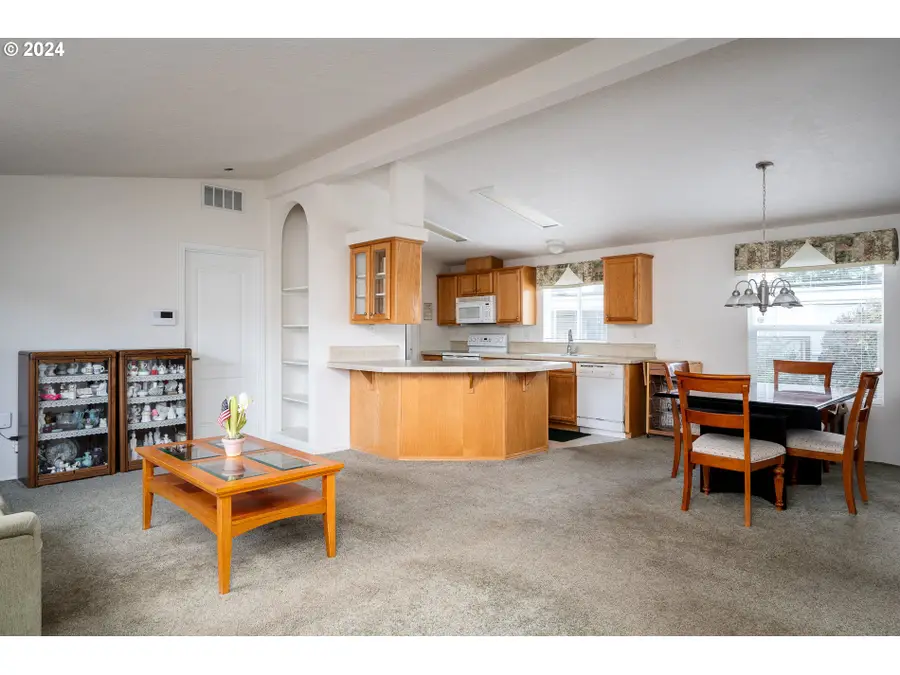 11772 SW Royal Villa Dr, Beaverton Hillsboro, OR 97224 - #3