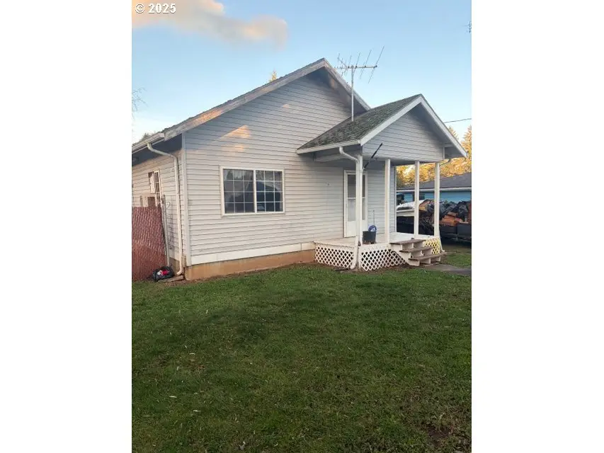 11931 SE Raymond St, Portland, OR 97266 - Image #2
