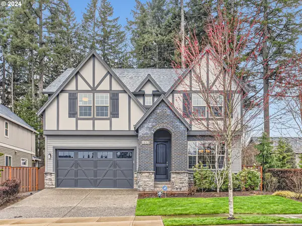 9809 SE Nicholas Dr, HappyValley, OR 97086