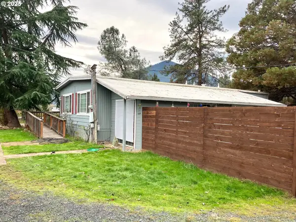 8720 Hwy 238, Jacksonville, OR 97530