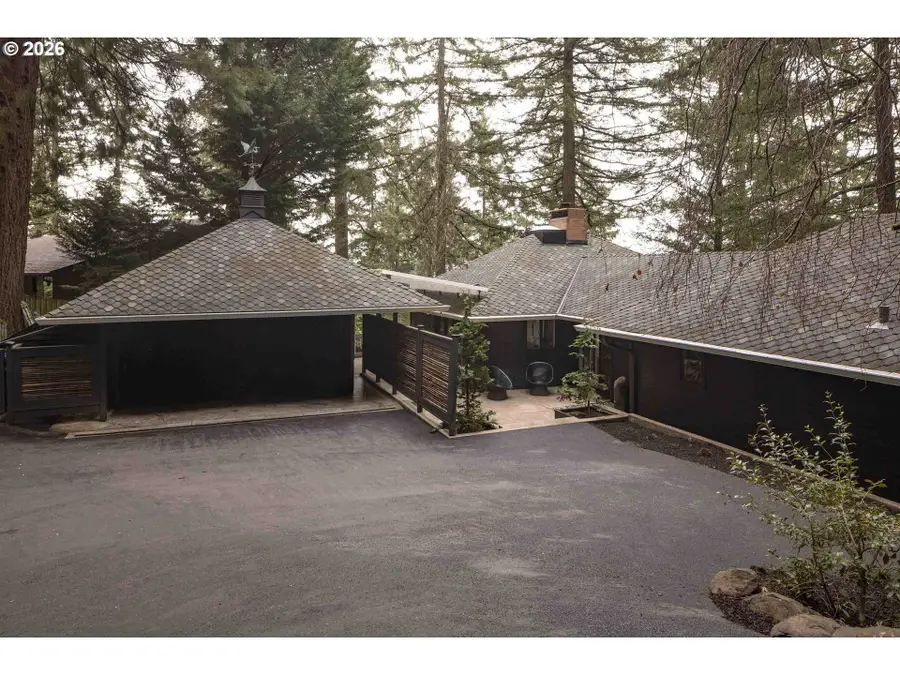 3340 SW Fairmount Blvd, Portland, OR 97239 - #2