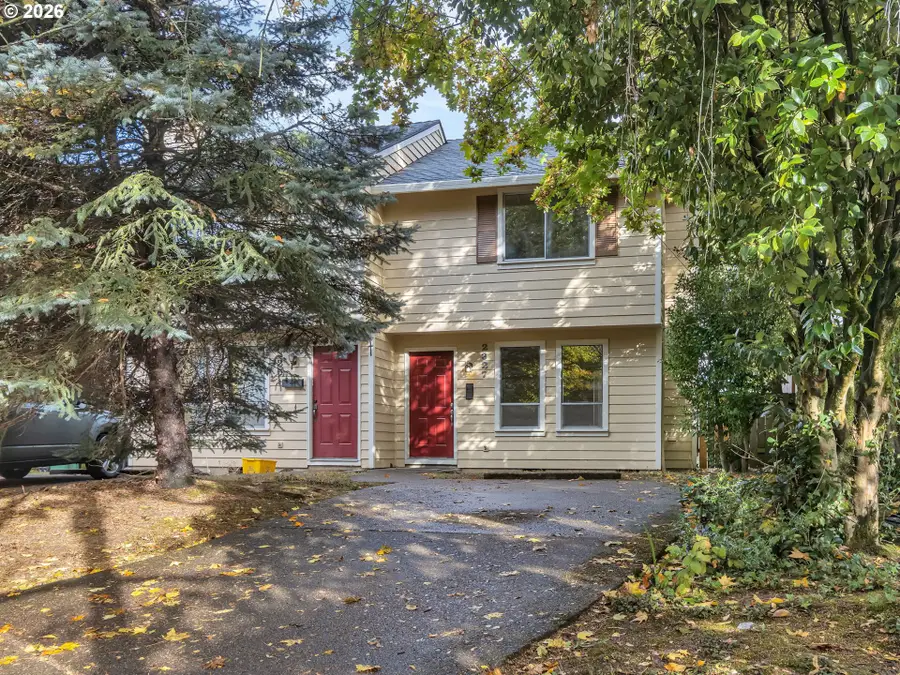 2327 NE Wasco St, Portland, OR 97232 - #2