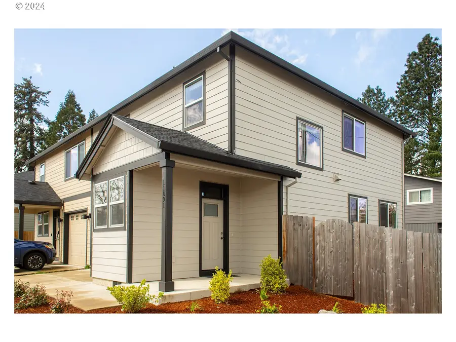11091 SE Mitchell St, Portland, OR 97266 - #2