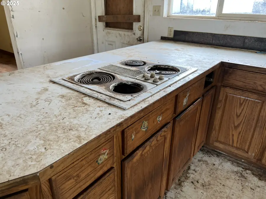 1032 Marina Heights Rd, Brookings, OR 97415 - Image #2