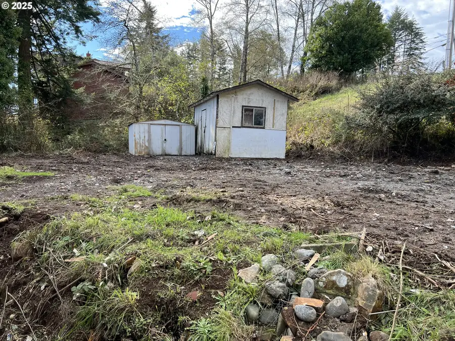 1032 Marina Heights Rd, Brookings, OR 97415 - Image #3