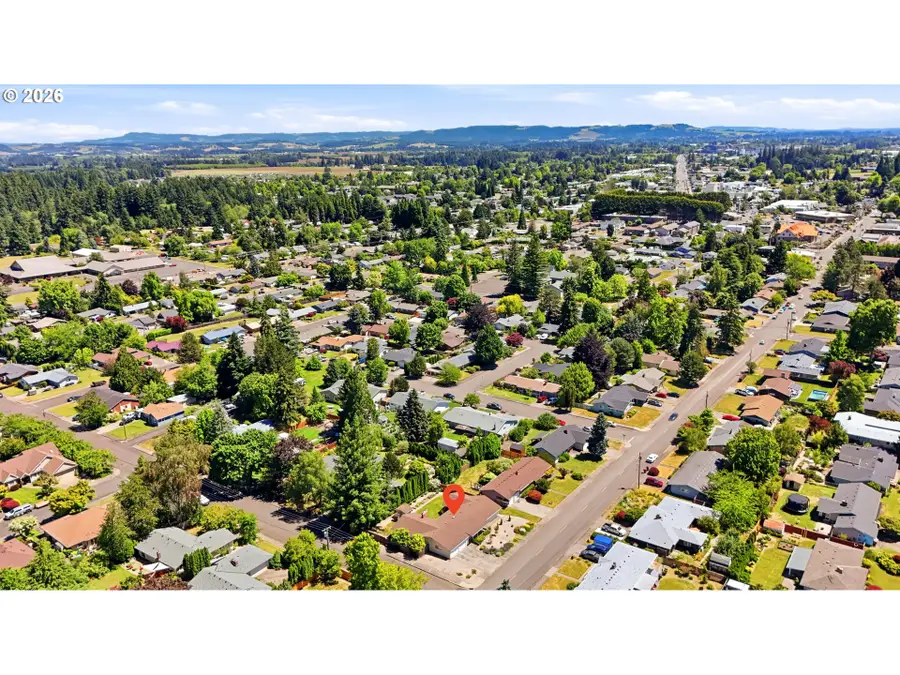 549 NW 19th St, McMinnville, OR 97128 - #3