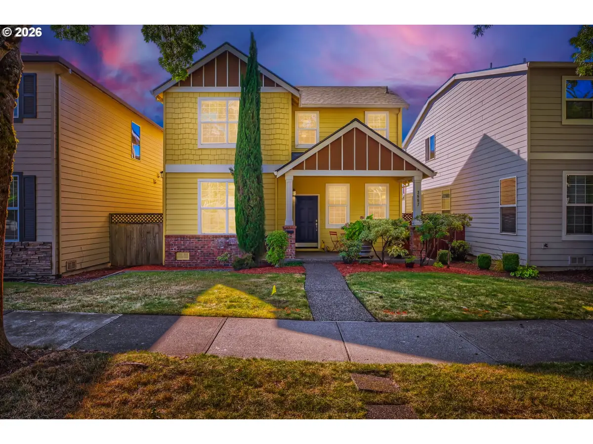 3667 SE Alexander St, Hillsboro, OR 97123 - #1