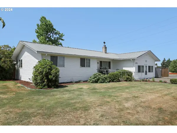 13011 Berta Dr, OregonCity, OR 97045