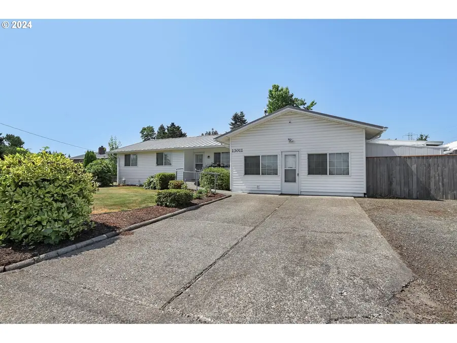 13011 Berta Dr, Oregon City, OR 97045 - #3