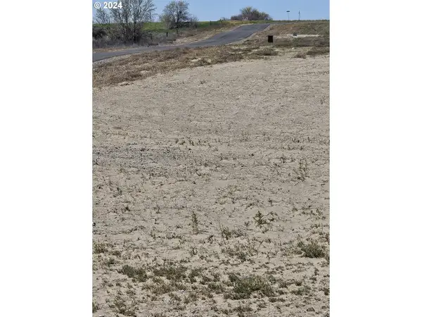 00000 Nighthawk Ln #9, Boardman, OR 97818