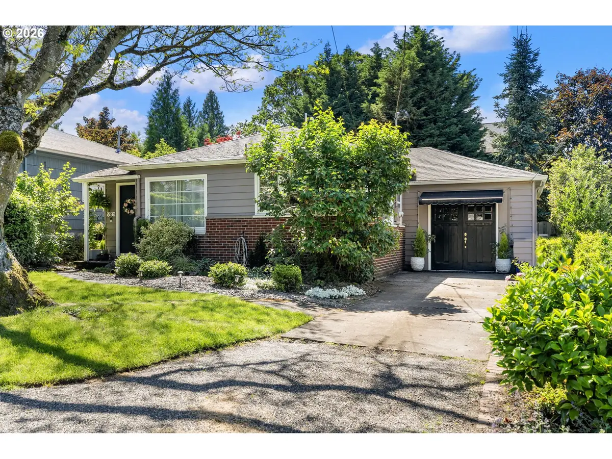 3601 NE 109th Ave, Portland, OR 97220 - #1