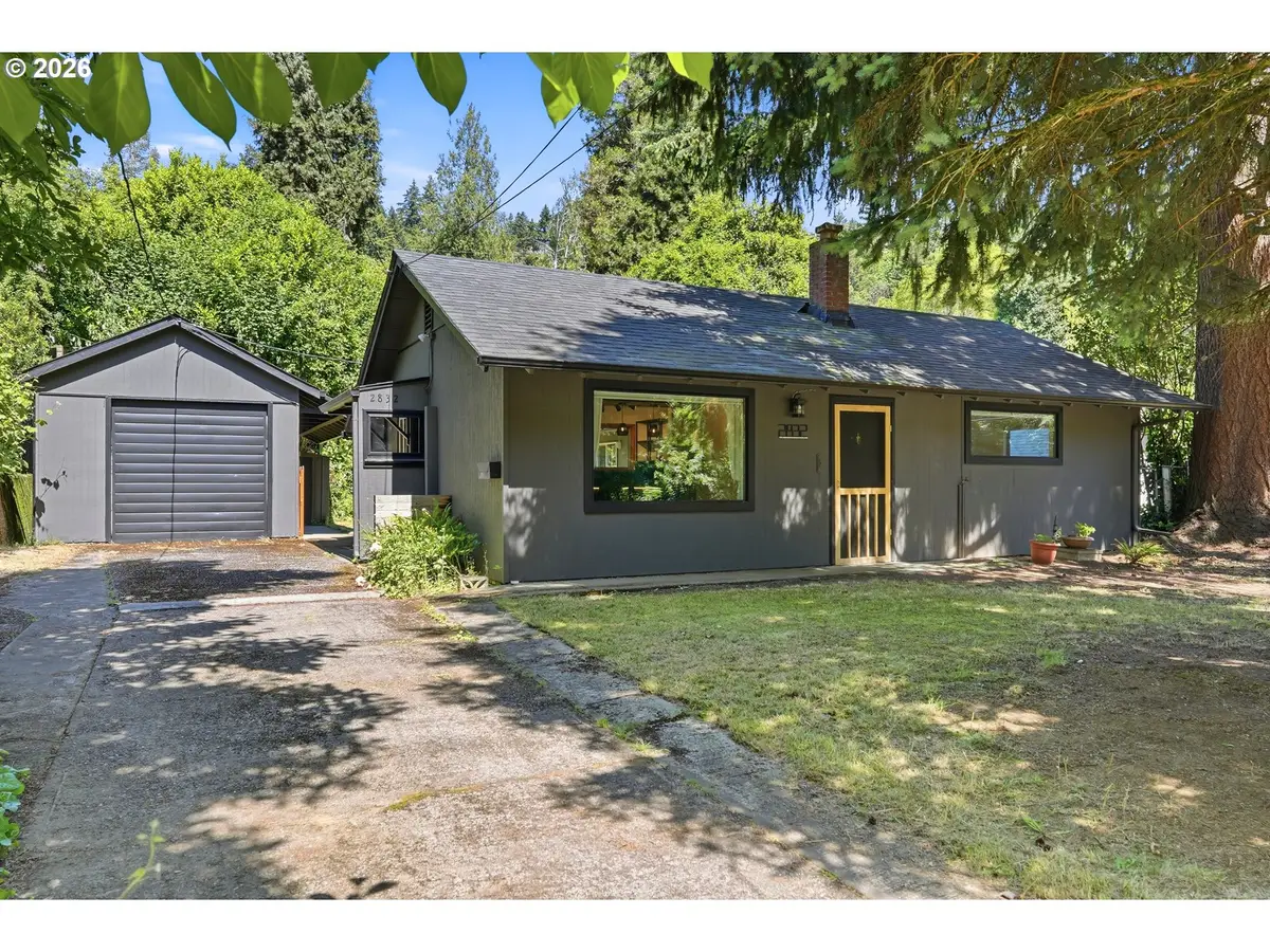 2832 NE Fremont Dr, Portland, OR 97220 - #1