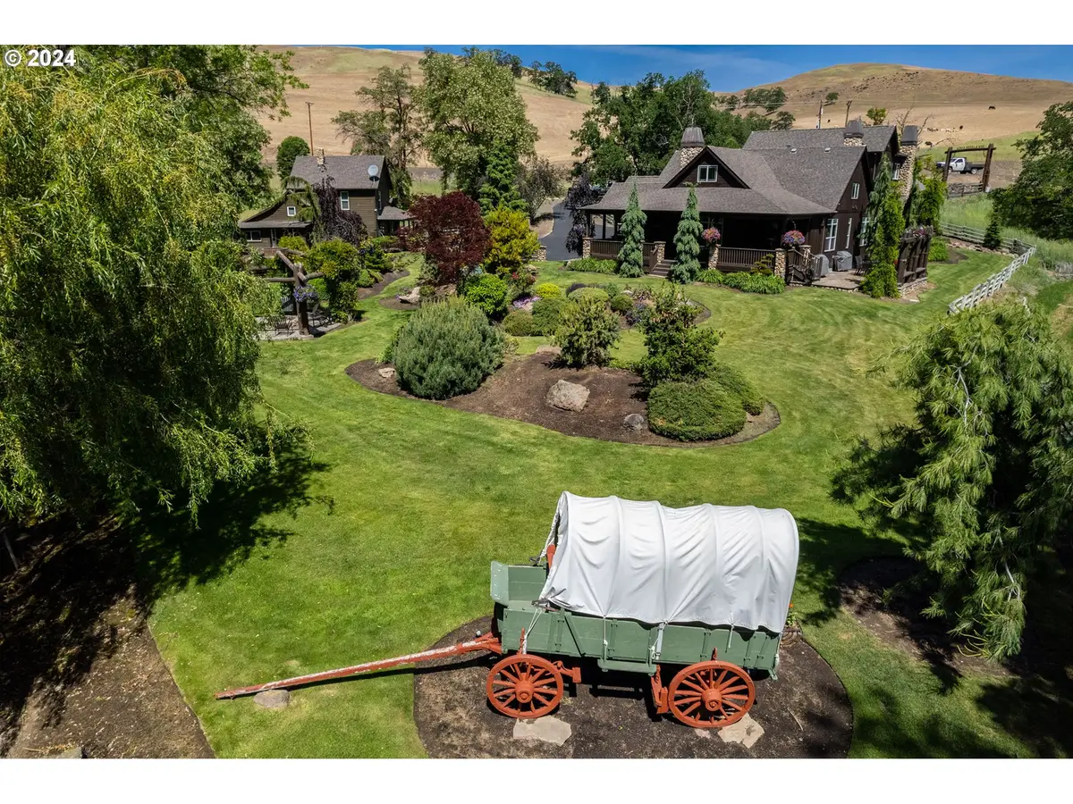6100 Eight Mile Rd, The Dalles, OR 97058 - #1