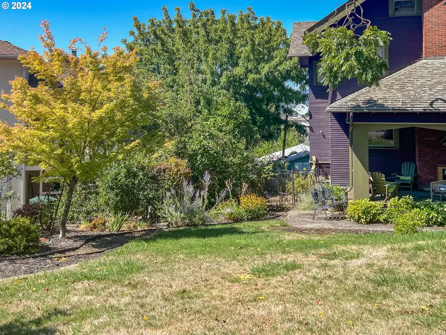 1235 SE Cass Ave, Roseburg, OR 97470 - #3