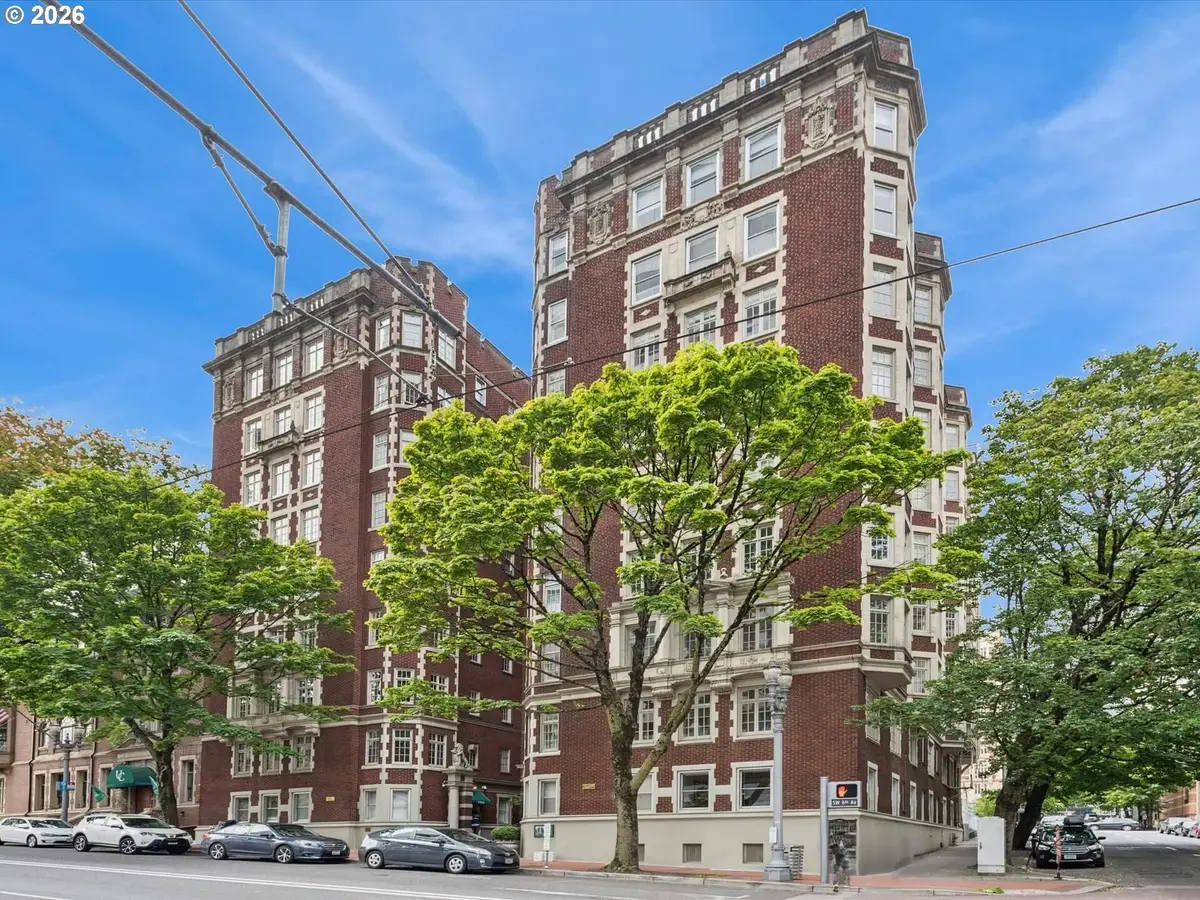 1209 SW 6th Ave #701, Portland, OR 97204 - #1