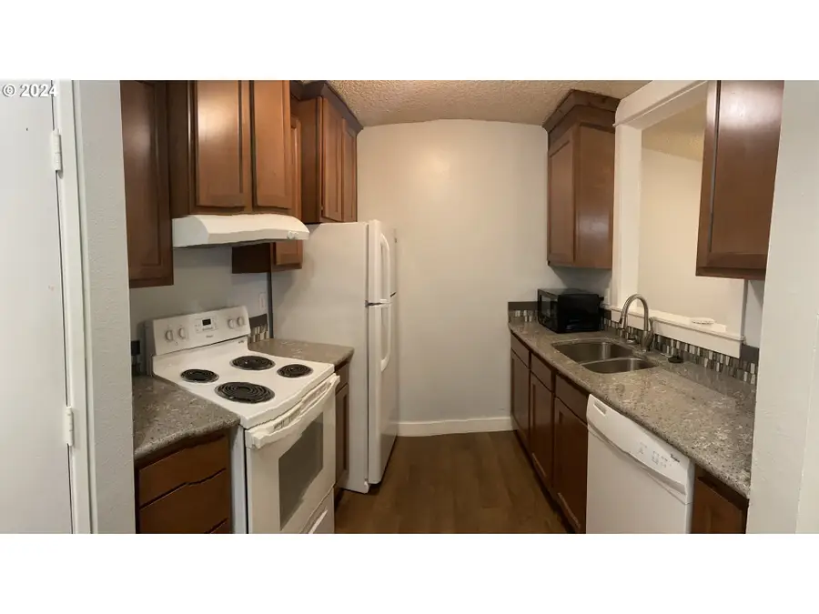 8625 SW Brightfield Cir, Portland, OR 97223 - #3