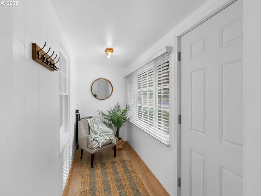 9605 NE Prescott St, Portland, OR 97220 - Image #2