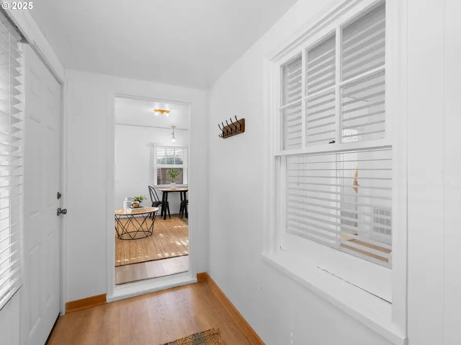 9605 NE Prescott St, Portland, OR 97220 - Image #3