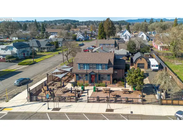 883 SW Church St, Dallas, OR 97338