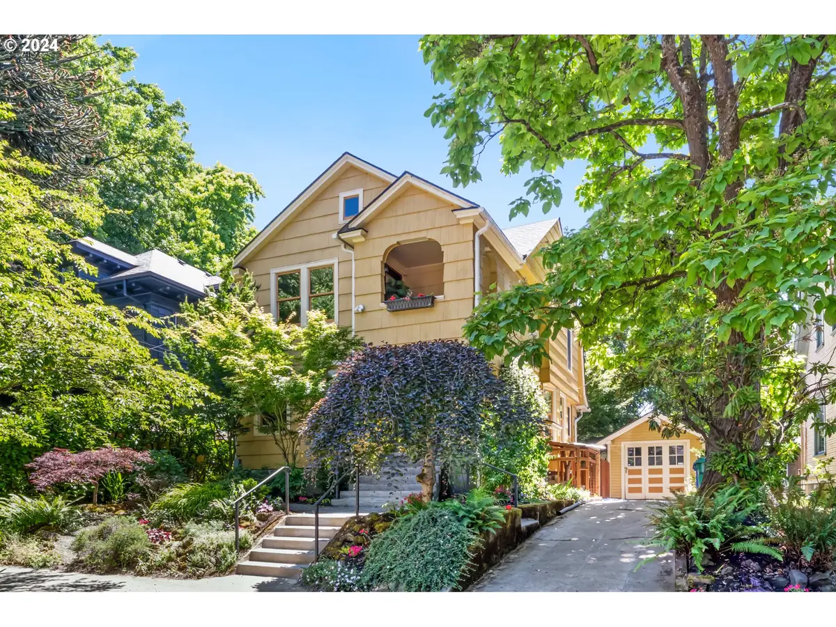 1526 SE Taylor St, Portland, OR 97214 - #1