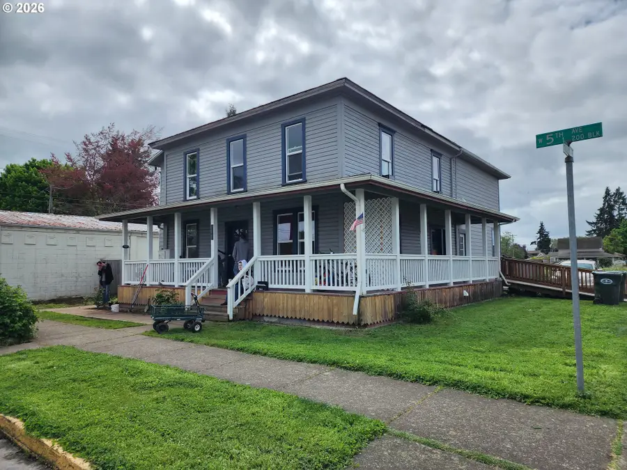 287 W 5th Ave, Junction City, OR 97448 - #3