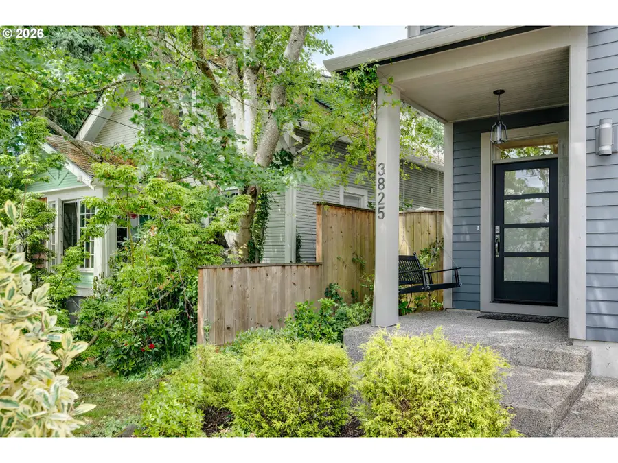 3825 SE Rural St, Portland, OR 97202 - #2