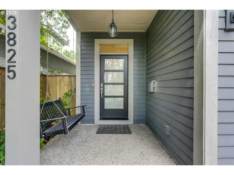 3825 SE Rural St, Portland, OR 97202 - #3