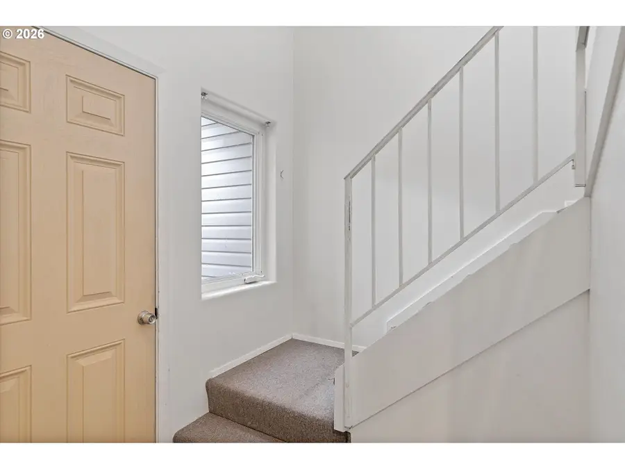 1945 NE 7th Dr, Lincoln City, OR 97367 - #2