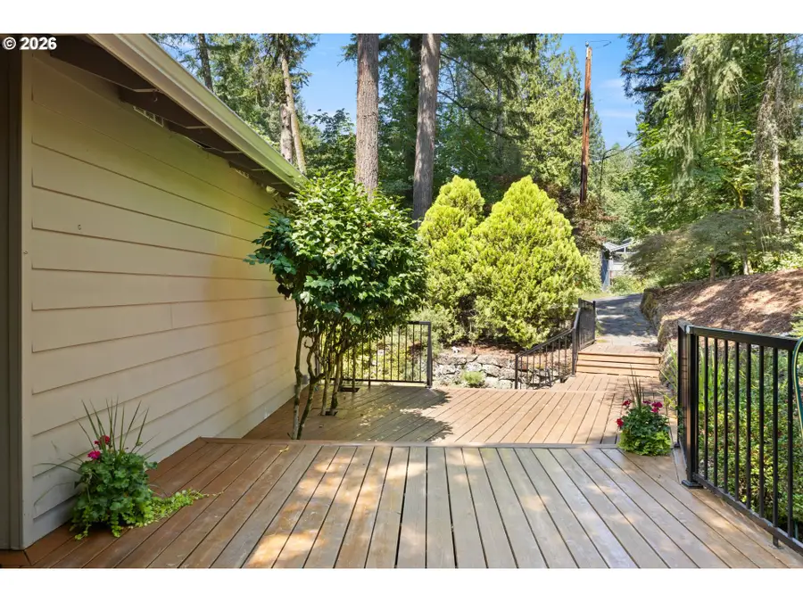 2885 SW 89th Ave, Portland, OR 97225 - #3
