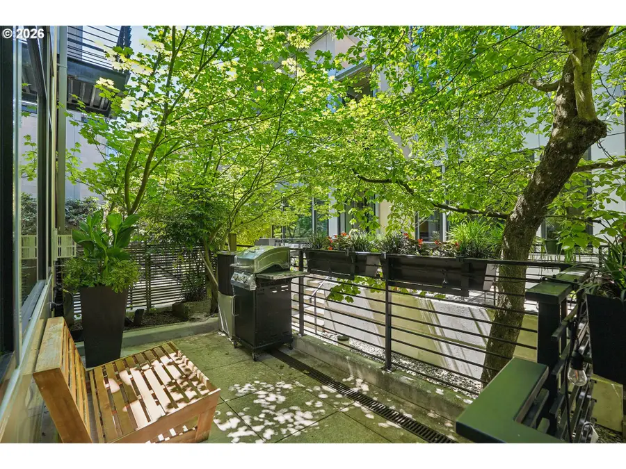 2132 NW 16th Ave, Portland, OR 97209 - #3