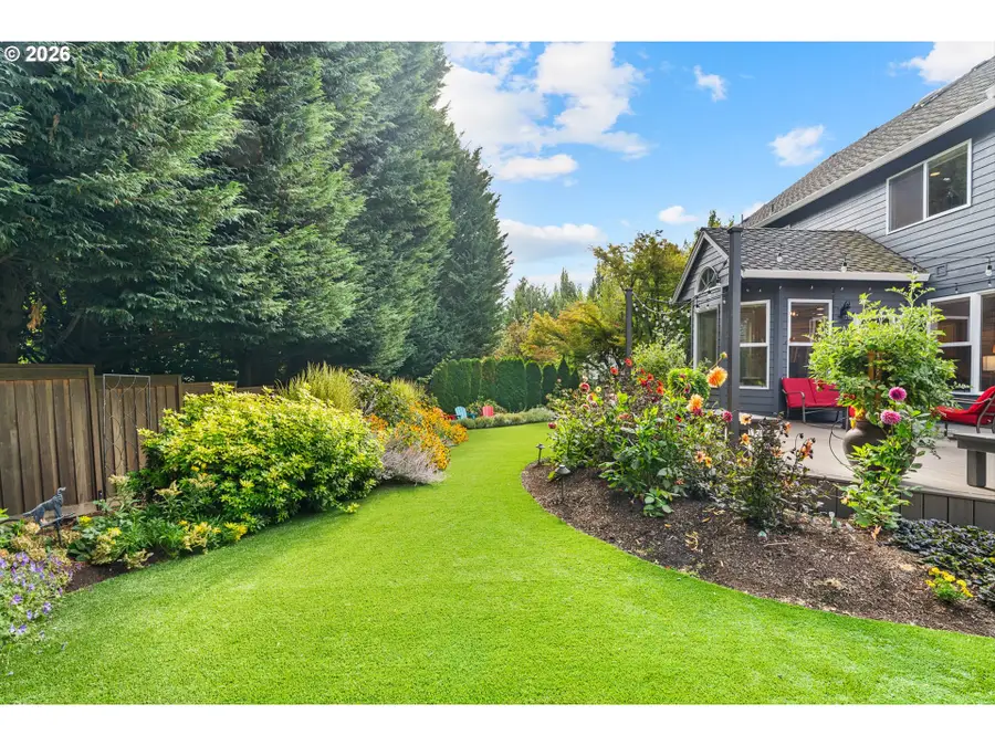 3416 Chelan Dr, West Linn, OR 97068 - #3