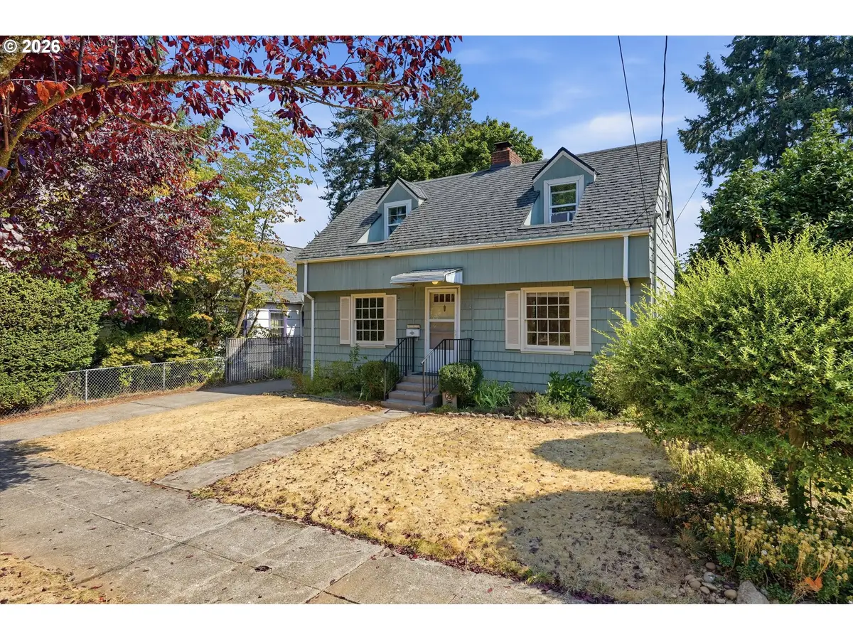 5204 NE 36th Ave, Portland, OR 97221 - #1